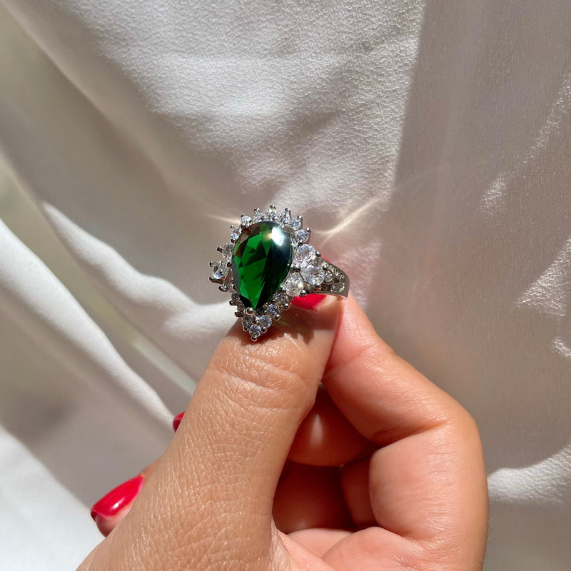 Anillo Princesa Verde Esmeralda